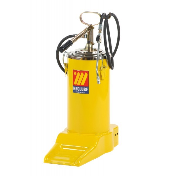 Manual grease pump with tank 1141